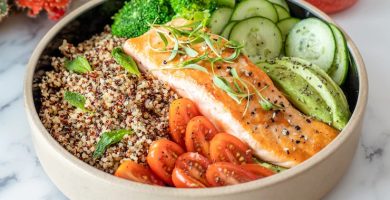 QUINOA BLANCA Y ROJA CON SALMÓN Y VERDURAS